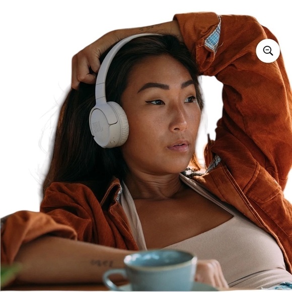 JBL Tune 520BT Wireless On Ear Headphones, White - Picture 2 of 11